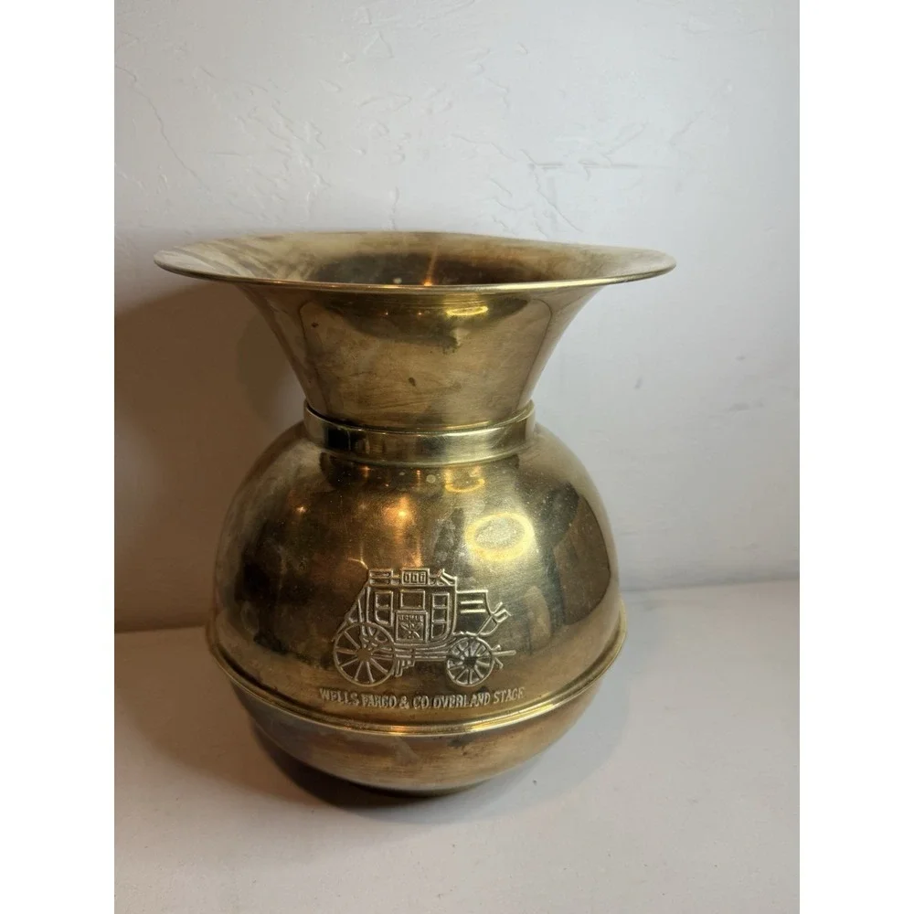 Vtg Wells Fargo & Co Overland Stage Brass Spittoon Bucket 11